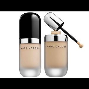 Marc Jacobs full coverage foundation in light ivory